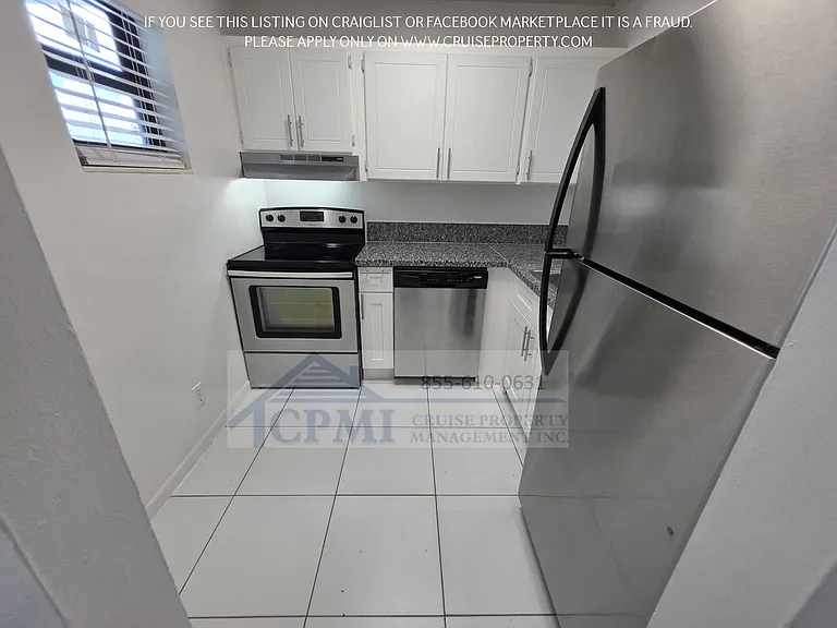Colonial Village - 7550 Stirling Rd — Photo 15