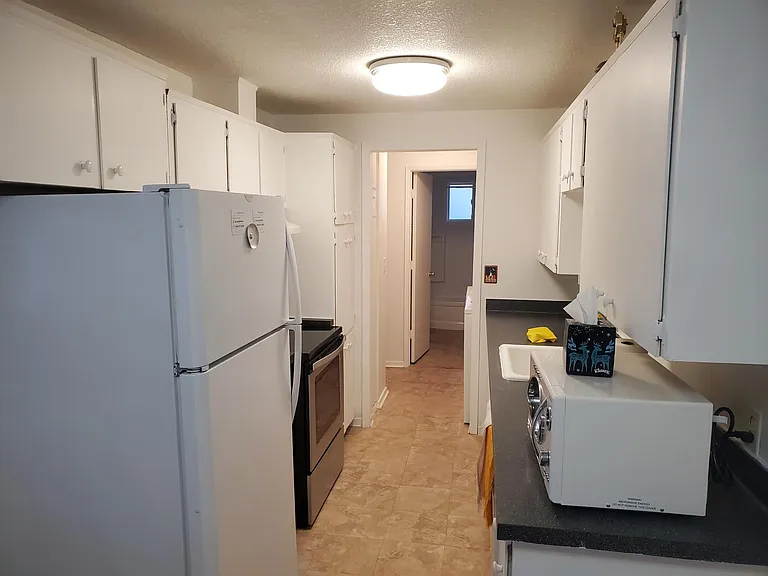 5588 SW Erickson Ave — Photo 5