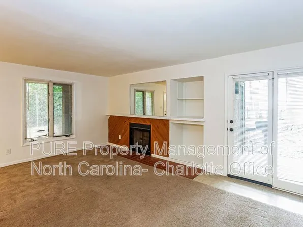 1832 J Julian Ln APT D, Charlotte, NC 28208