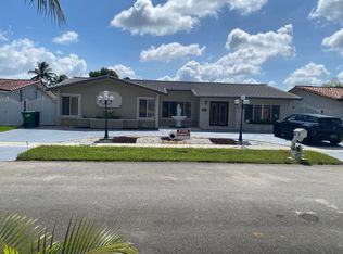 1907 SW 131 Place Ct, Miami, FL 33175