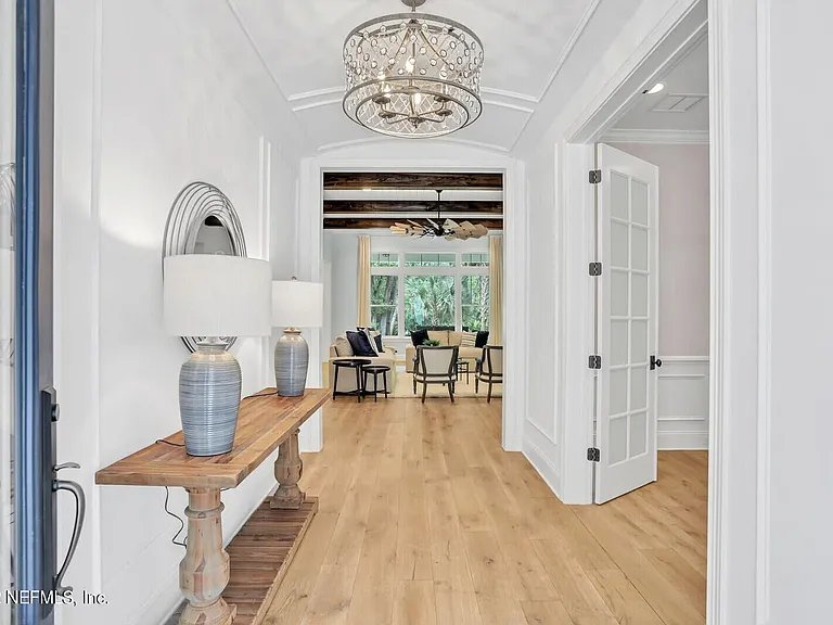 168 Hickory Hill Dr — Photo 3