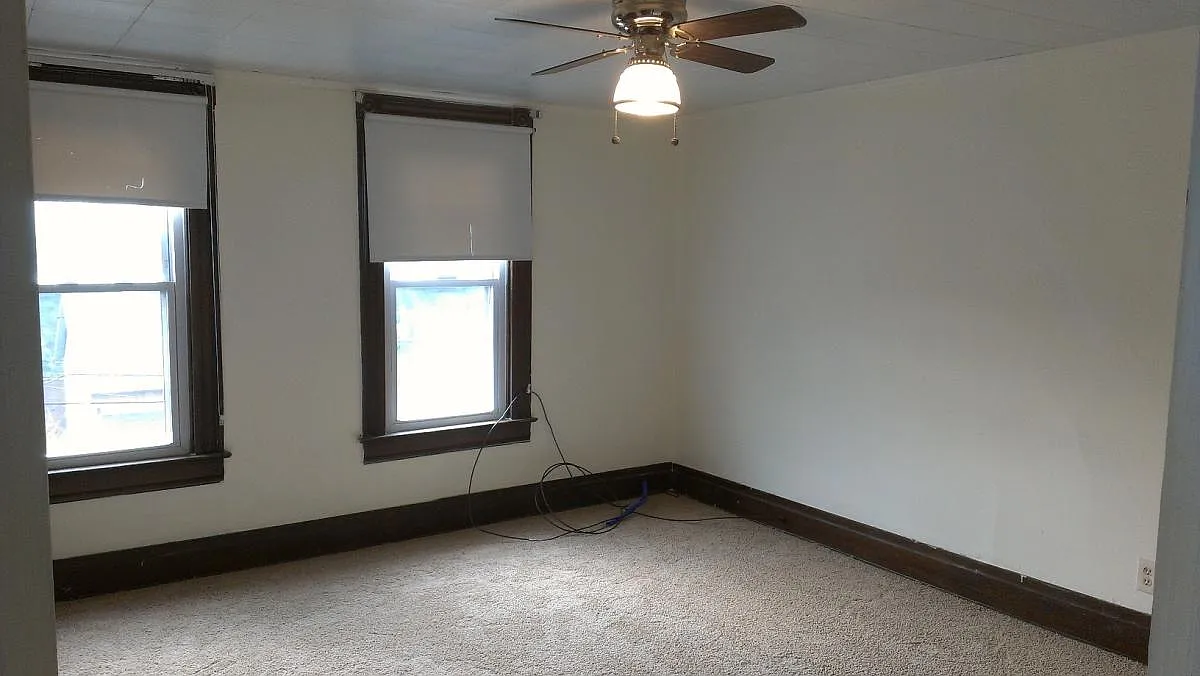 2 bed, 1056 sqft, $895 — Photo 4