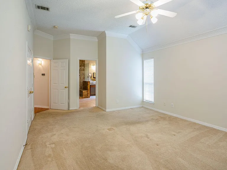 1304 Pagewynne Dr — Photo 11