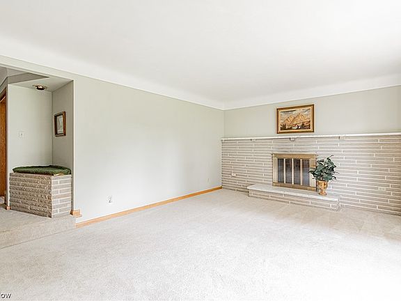 4th image of 128 Woodland Dr