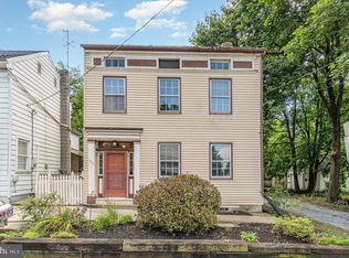 1269 Boiling Springs Rd, Boiling Springs, PA 17007