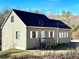 141 Shaker St, New London, NH 03257