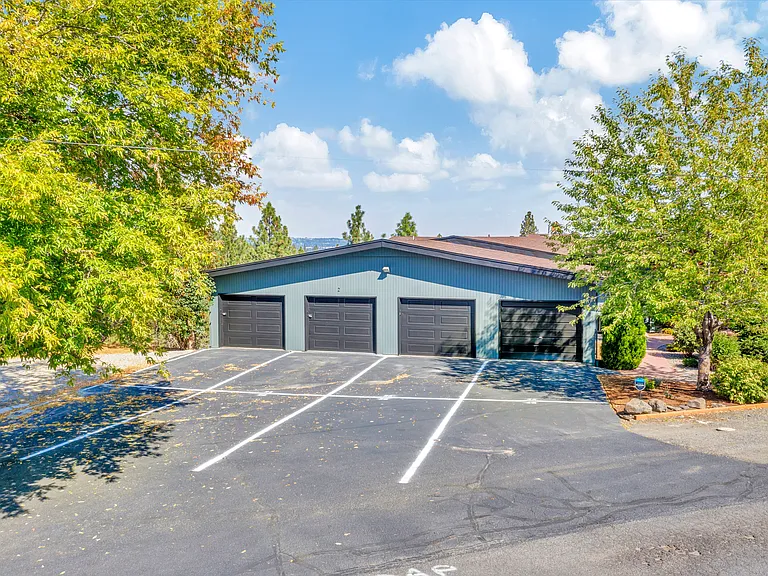 garages & parking