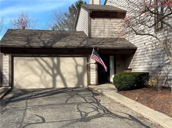 4577 Morgate Cir NW, Canton, OH 44708