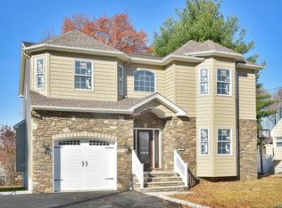 151 14th St, Wood Ridge, NJ 07075