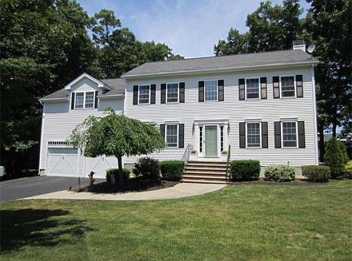 1st image of 8 Lancewood Dr