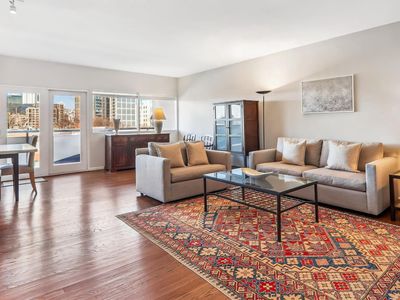 4720 Chevy Chase Dr APT 406, Chevy Chase, MD, 20815