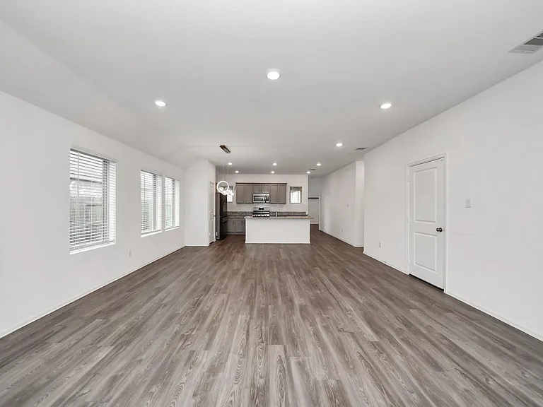 14230 Elrington Hollow Trl — Photo 11