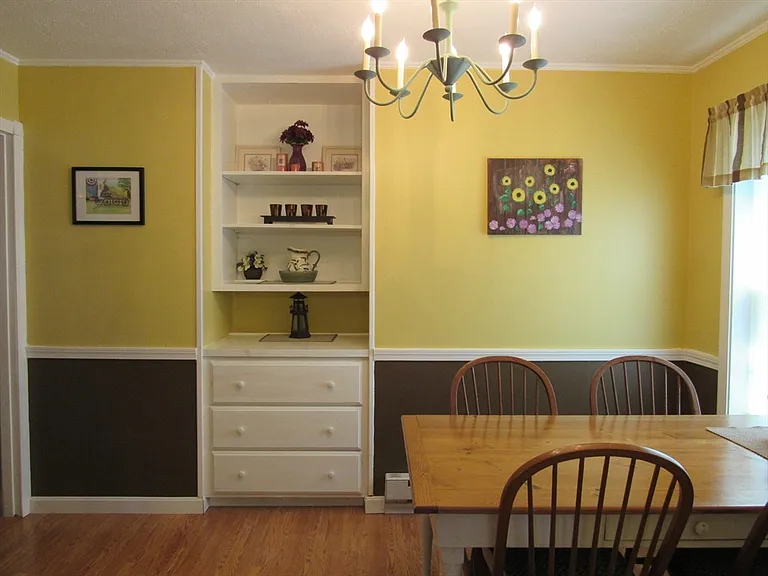 22 Birch St — Photo 8