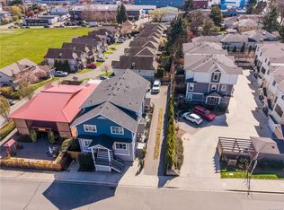 937 Colville Rd #4, Esquimalt, BC V9A4P4