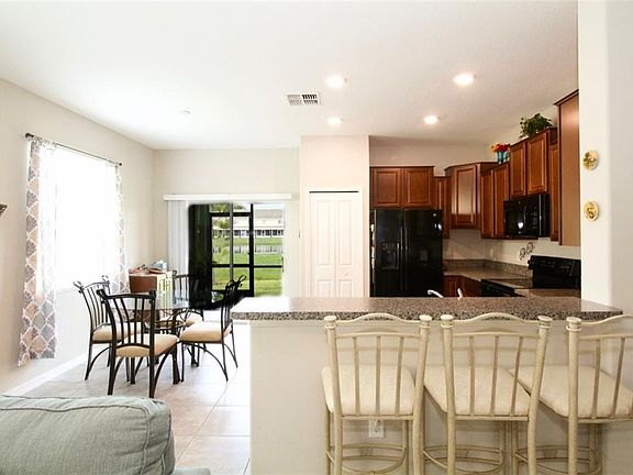 5th image of 12918 Utopia Gardens Way