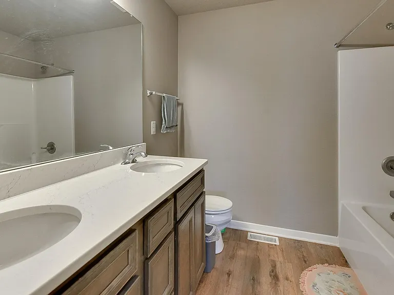 4801 N 181st St — Photo 21