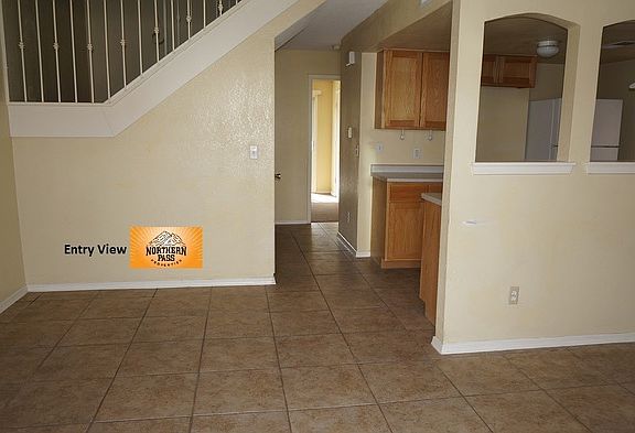 3rd image of 11026 Sunshine Ct