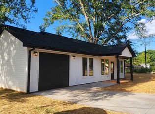 213 Rhode Island Cir, Chesnee, SC 29323