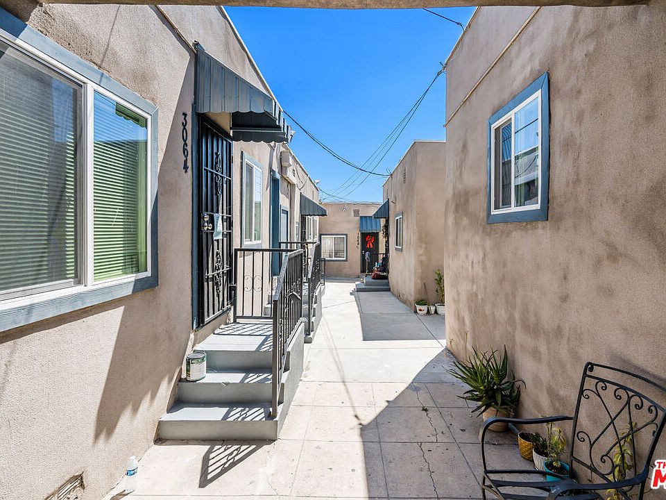 1st image of 3064 Ganahl St