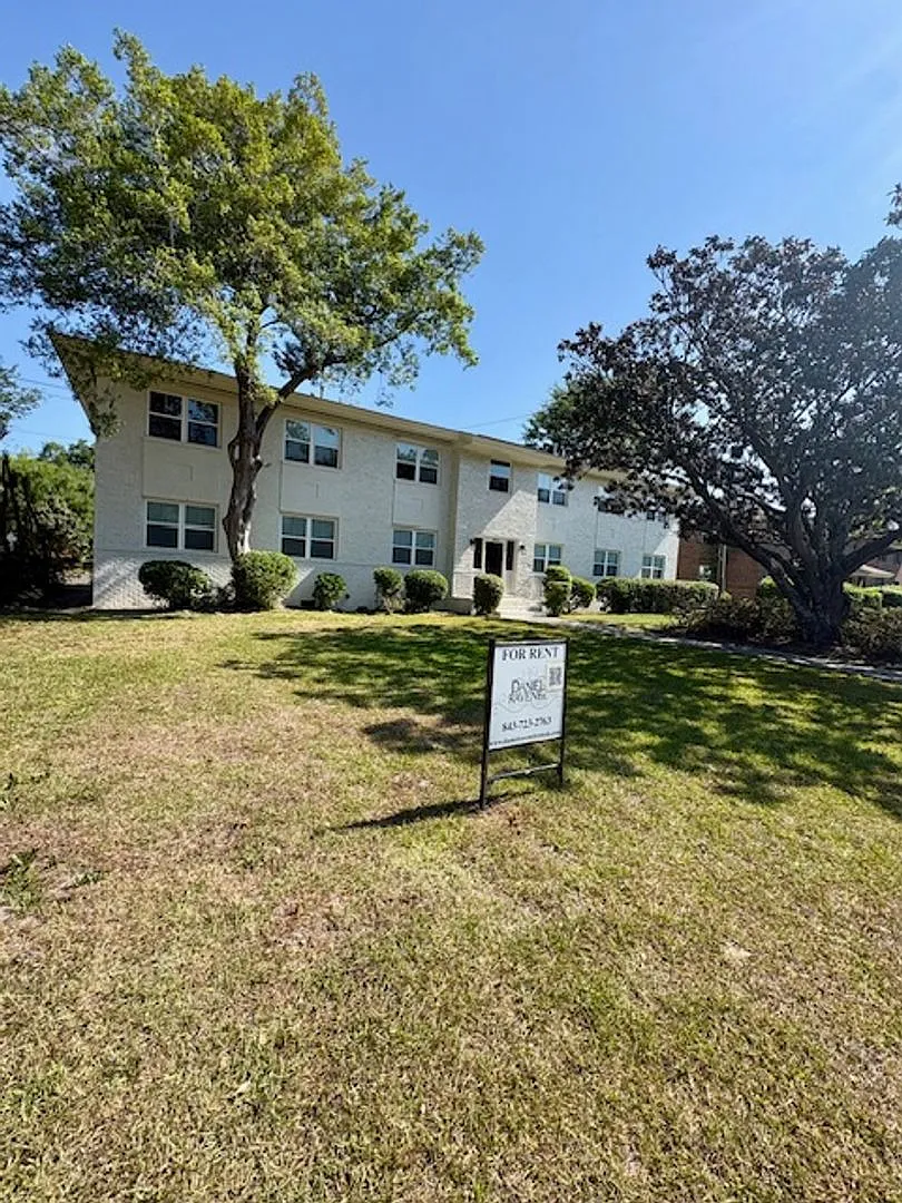 Building Photo - 664 Windermere Blvd #D