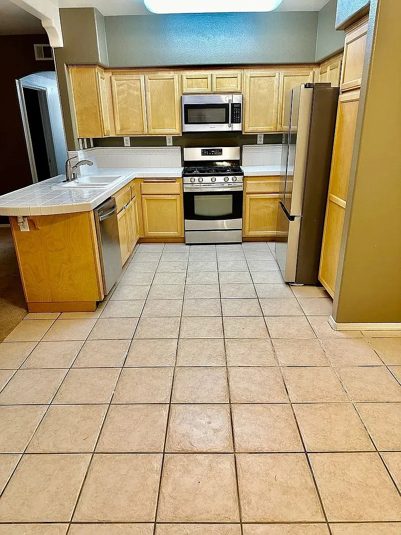 3BD | 2BA Condo for Rent — Photo 4