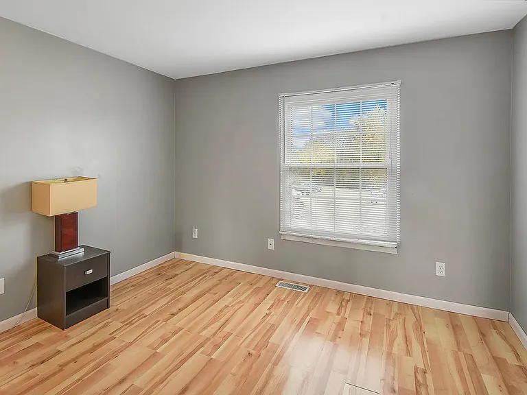 700 N Adelaide St #93 — Photo 6