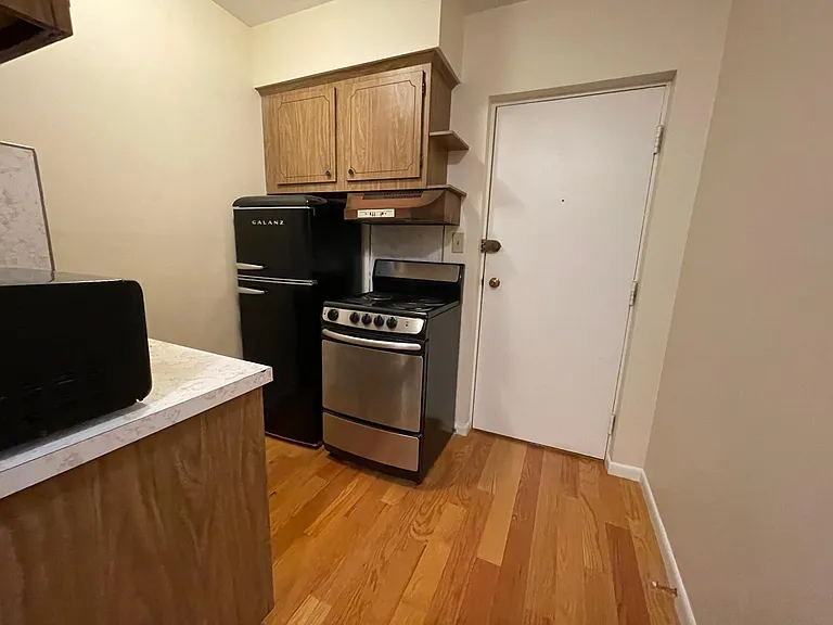 33 Paul St #37 — Photo 13