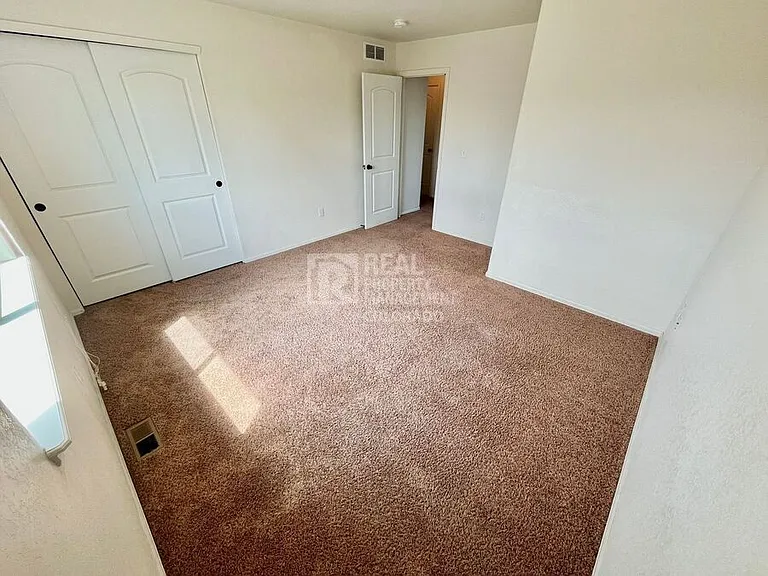 362 Shadowbrook Dr — Photo 20