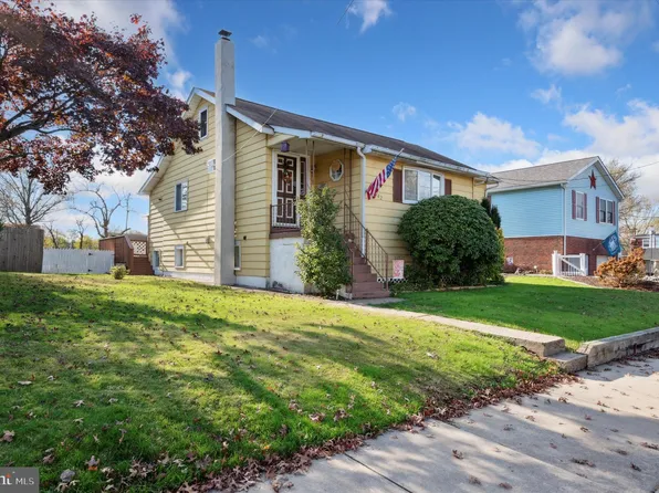 242 N Washington St, Telford, PA 18969