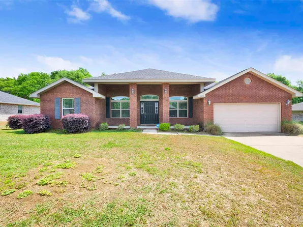 1650 Hollow Point Dr, Cantonment, FL 32533