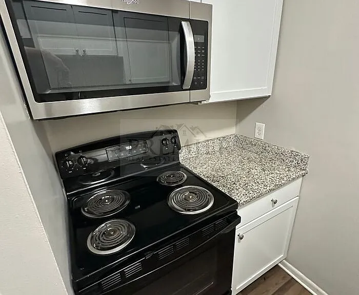 6007 Barton St — Photo 12