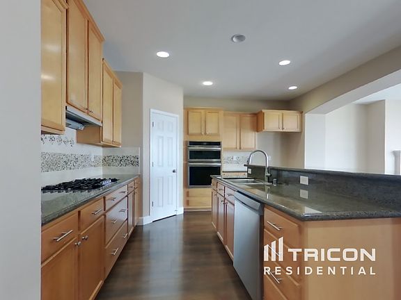 5th image of 1153 Branston Dr