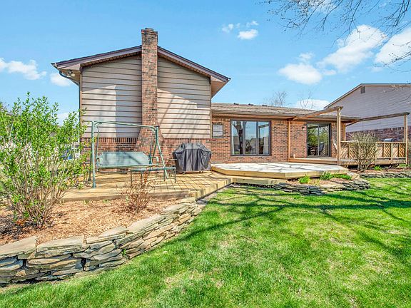 3rd image of 6709 Chadwick Dr