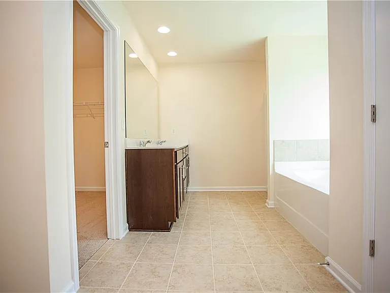 4505 Almanor Cir — Photo 30