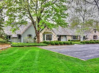 3205 W County Line Rd, River Hills, WI 53217