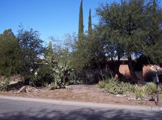 6925 E Calle Bellatrix, Tucson, AZ 85710