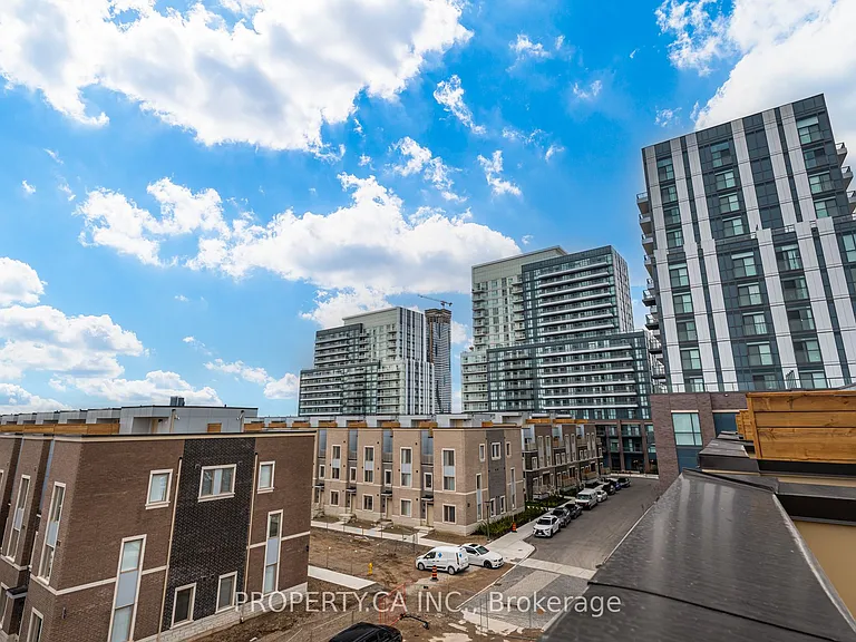 80 Honeycrisp Cres #Townhouse 377 — Photo 38