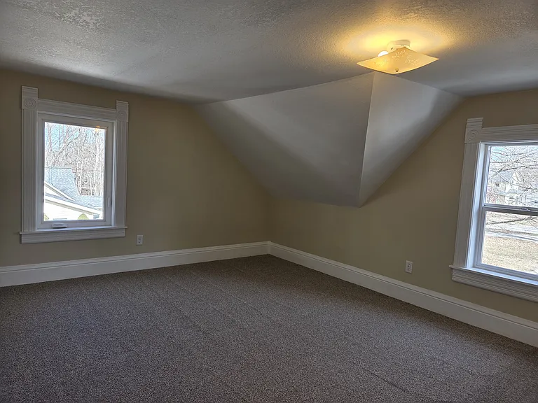 106 W Main St — Photo 10
