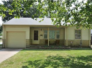 602 S Brookside Dr, Wichita, KS 67218