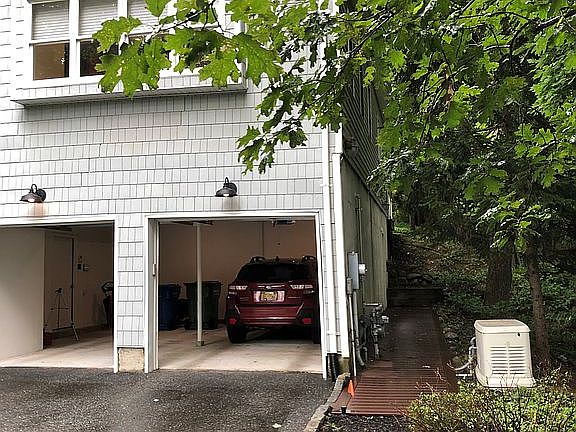 Garage, GENERAC, sidewalk