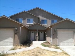 1319 Bell St, Sacramento, CA 95825