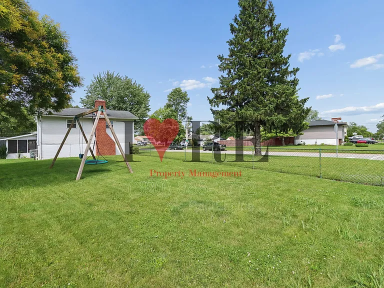3565 Brunswick Dr — Photo 34