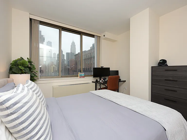 250 E 30th St #9A — Photo 8