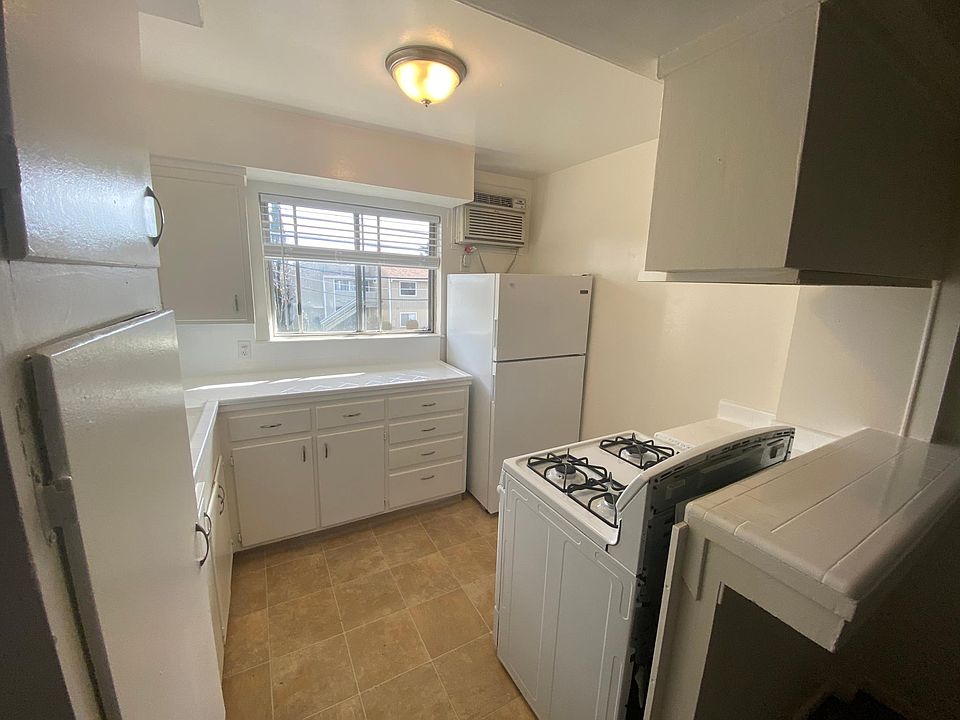 Freshly Updated Apartments at 3101 Truax Court 3101 Truax Ct