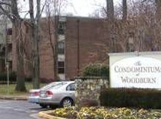 3324 Woodburn Village Dr APT T2, Annandale, VA 22003