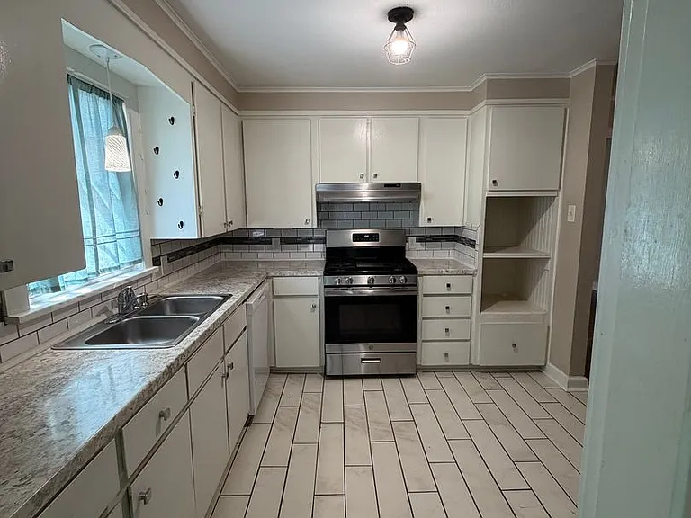 1140 Schex Dr — Photo 11