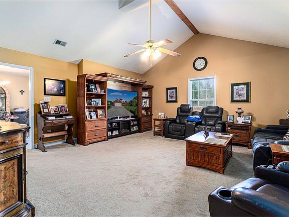 4th image of 1011 Diamond Brook Dr