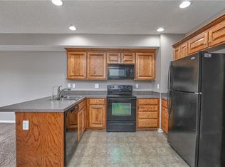 244 N Hedge Ln, Olathe, KS 66061