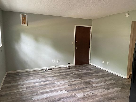 3rd image of 1117 Lewis St #2