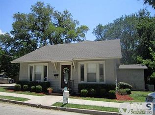 216 E Garnett St, Gainesville, TX 76240